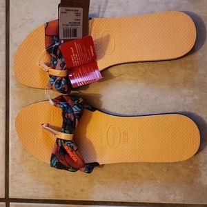 Havaianas You St. Tropez Shine Flip Flops sz 9/10 in peach